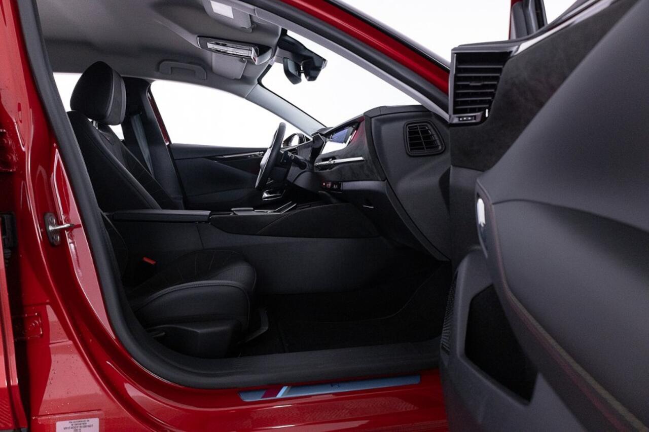 DS DS 4 E-Tense Performance Line | SOH 99% | Full LED | CARPLAY ? 1e Eigenaar