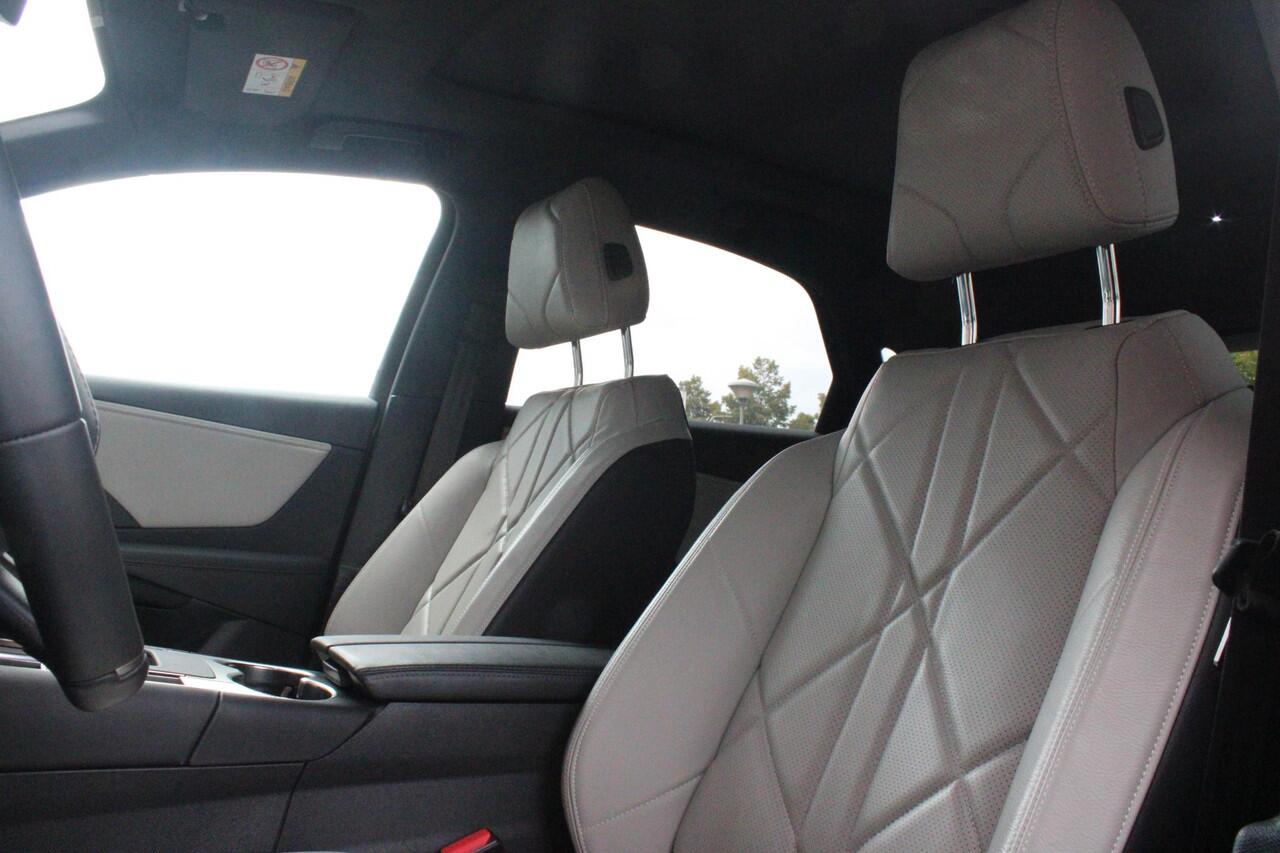 DS DS 7 E-Tense 300PK 4x4 ESPRIT DE VOYAGE | PANORAMISCH SCHUIF/KANTEL DAK | VOORRUITRAND/STUUR VERWARMING | VOLLEDIG LEDEREN BEKLEDING | LICHTMETALEN VELGEN 19" | ELEKTRISCH BEDIENBARE ACHTERKLEP | NIGHT VISION | DODEHOEK DETECTIE | ELEKTRISCH BEDIENBARE VOORSTO