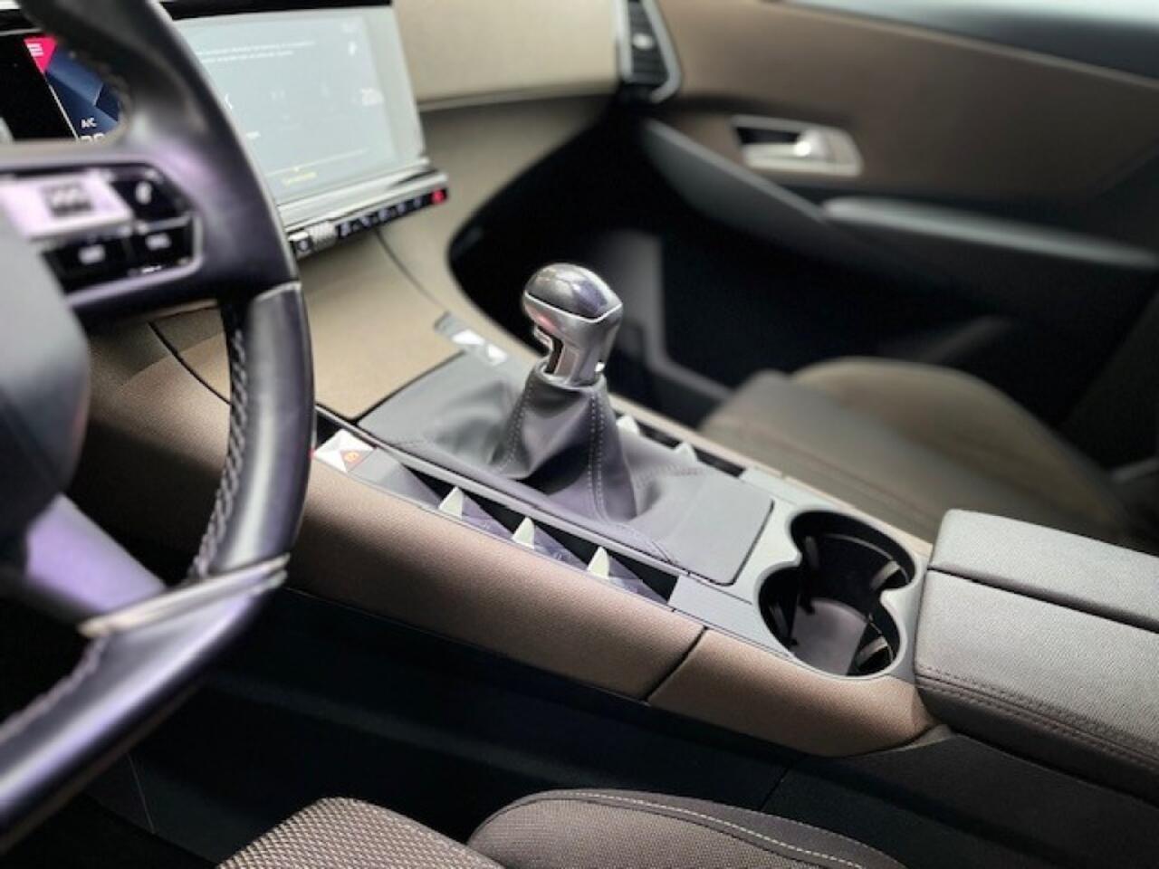 DS DS 7 Crossback 1.2 BUSINESSLINE 130PK - NAVI - LED VISION - TREKH. - 18 INCH