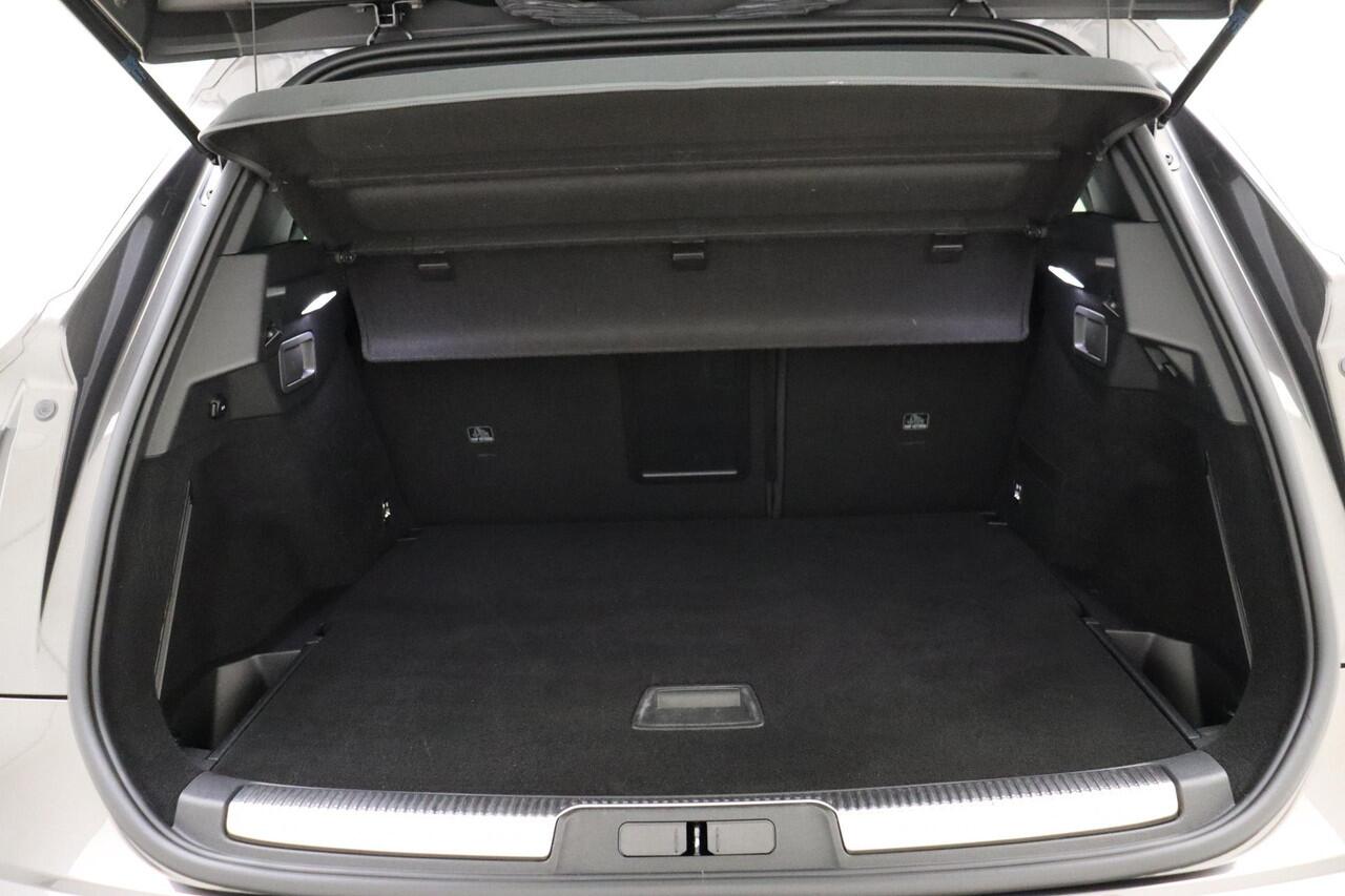 DS DS 7 Crossback 1.2 PureTech Performance Line 130 PK | Handgeschakeld | Alcantara bekleding | Camera | Parkeersensor | Navigatie | Cruise Control | Licht metalen velgen | 1e eigenaar