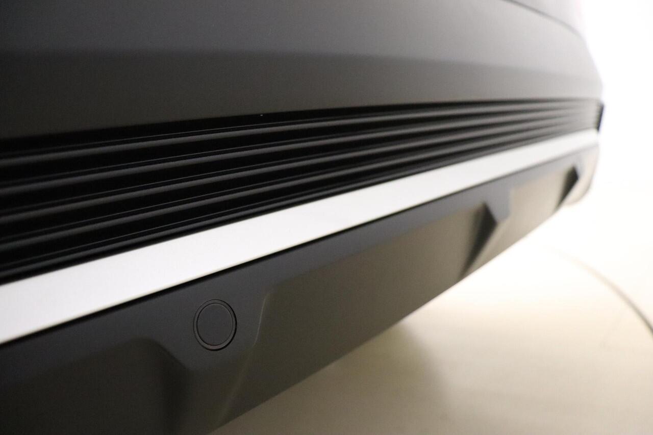 DS DS 7 Crossback 1.2 PureTech Performance Line 130 PK | Handgeschakeld | Alcantara bekleding | Camera | Parkeersensor | Navigatie | Cruise Control | Licht metalen velgen | 1e eigenaar