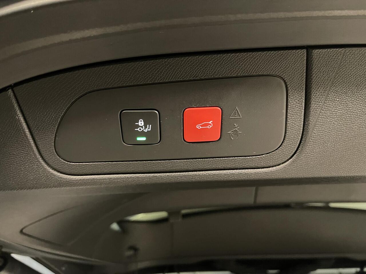 DS DS 7 Crossback E-Tense 4x4 Grand Chic 20"/Trekhaak/Panoramadak/Leder Opera/Night VISION/Stoelverwarming/Stoelventilatie/Voorruitverwarming/LED Vision/HiFi FOCAL/Adaptieve cruise