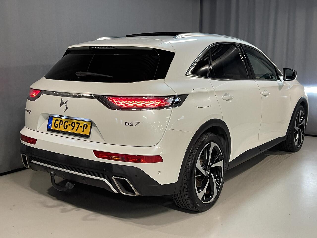 DS DS 7 Crossback E-Tense 4x4 Grand Chic 20"/Trekhaak/Panoramadak/Leder Opera/Night VISION/Stoelverwarming/Stoelventilatie/Voorruitverwarming/LED Vision/HiFi FOCAL/Adaptieve cruise