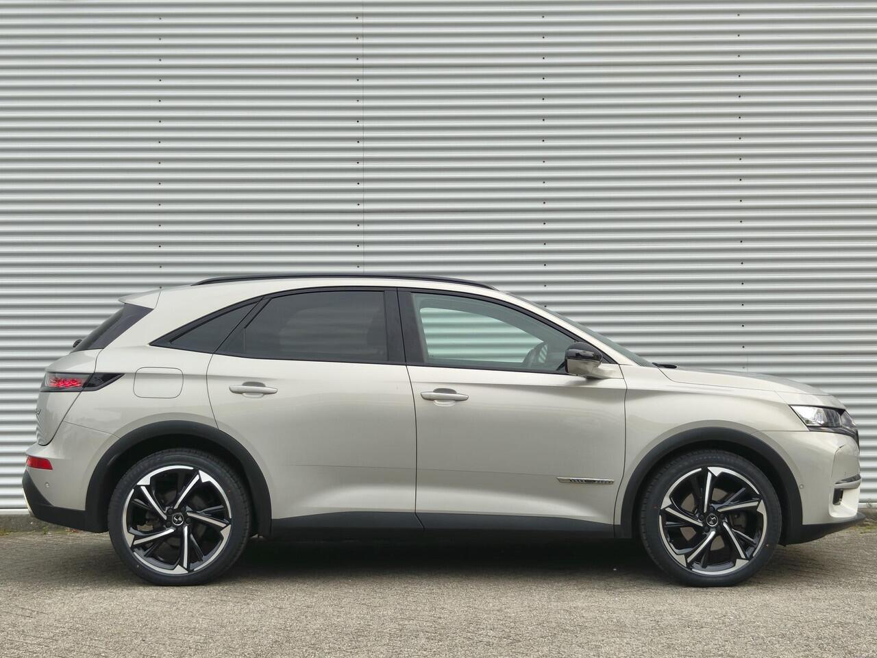 DS DS 7 Crossback Louvre e-Tense PHEV Hybrid4 300pk 4x4 e-EAT8 | SCHUIF/KANTELDAK | NAPPA LEDER | HANDSFREE A.KLEP | MASSAGE | BLACK PACK | DS LED VISION