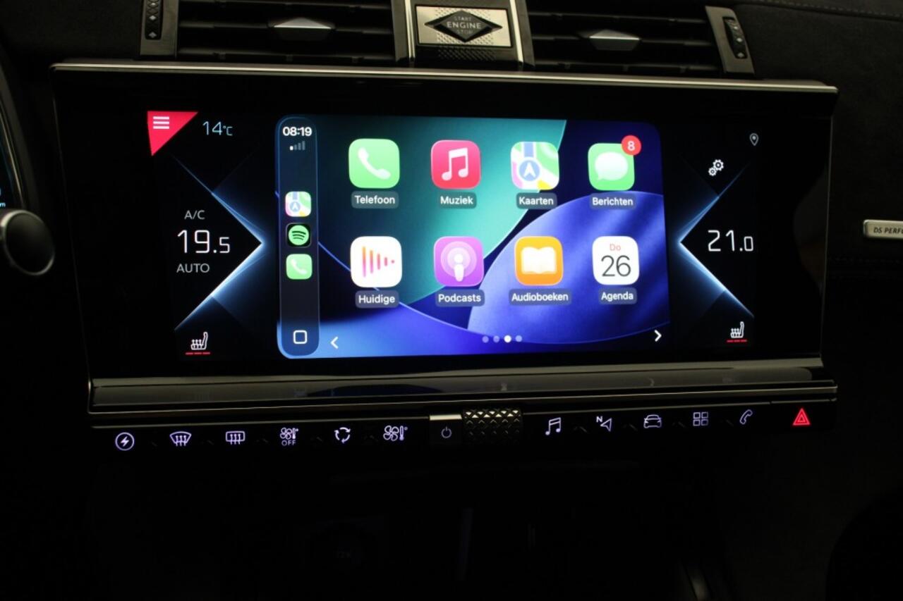 DS DS 7 Crossback E-Tense Performance Line - Carplay, Camera, Half Leer, Memory, Stoelverw. Afn. Trekhaak,