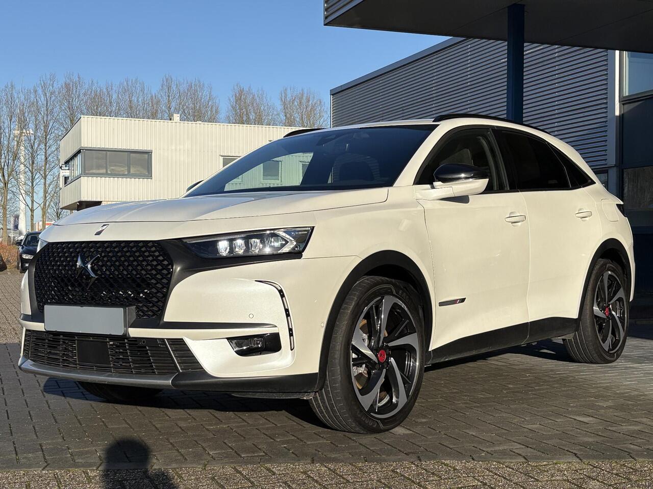 DS DS 7 Crossback E-Tense 4x4 Performance Line+ 300pk | Panoramadak | Stoelverwarming | Elektrisch Verstelbare Memory Seats | Camera |
