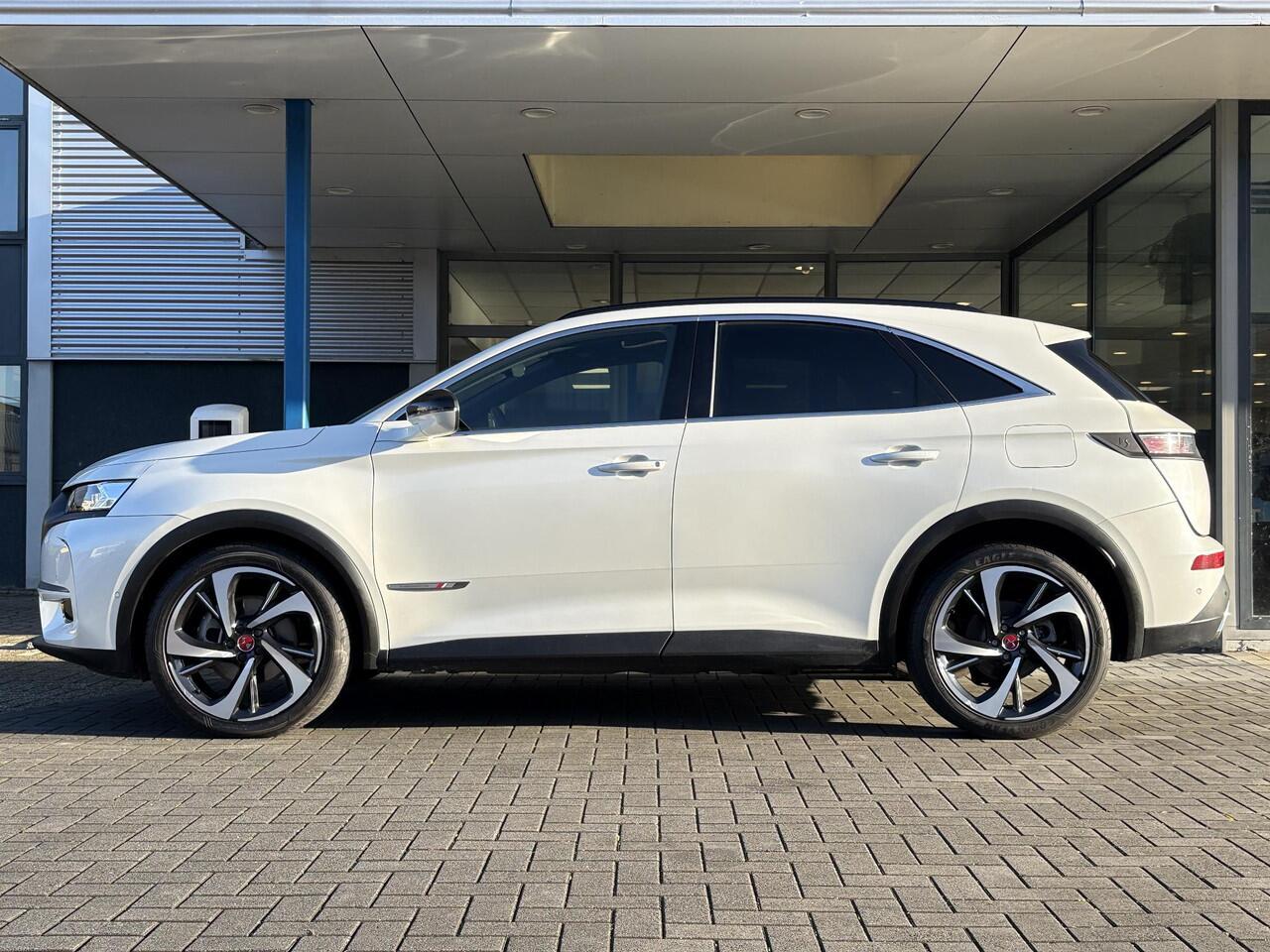 DS DS 7 Crossback E-Tense 4x4 Performance Line+ 300pk | Panoramadak | Stoelverwarming | Elektrisch Verstelbare Memory Seats | Camera |