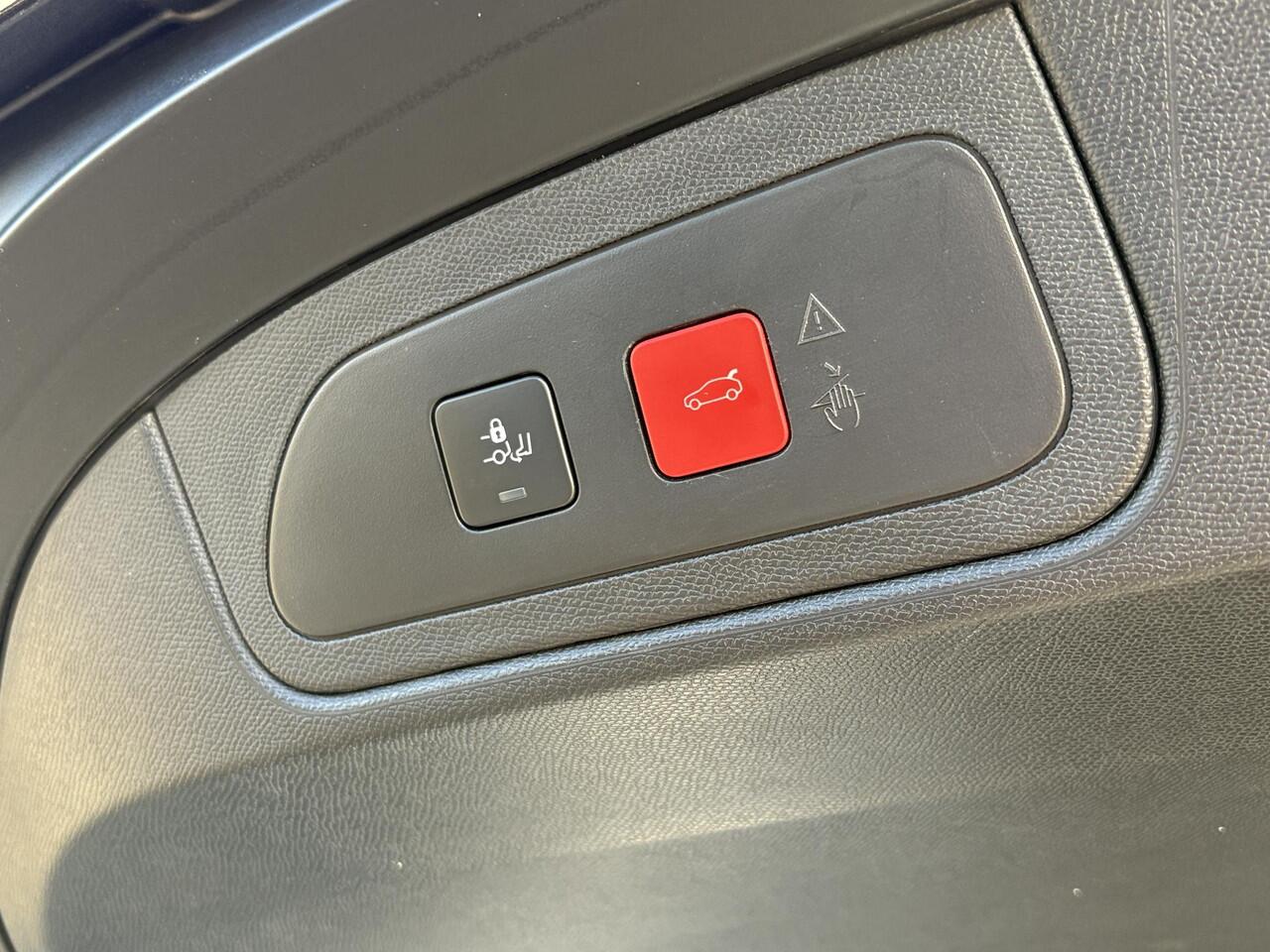 DS DS 7 Crossback E-Tense 4x4 Performance Line+ 300pk | Panoramadak | Stoelverwarming | Elektrisch Verstelbare Memory Seats | Camera |