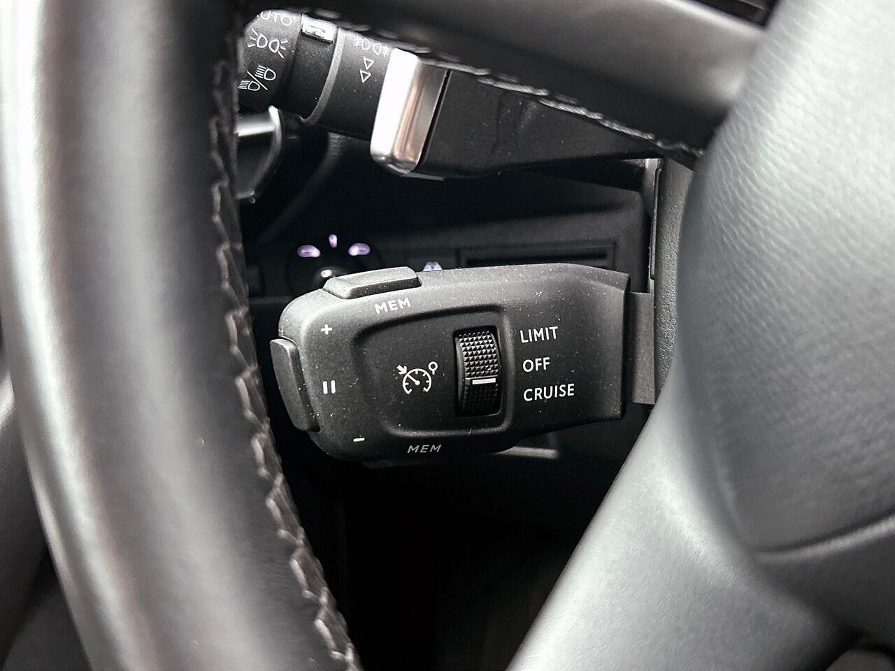 DS DS 7 Crossback 1.6 PureTech So Chic VIRTUAL | CAMERA | CARPLAY | NAVI