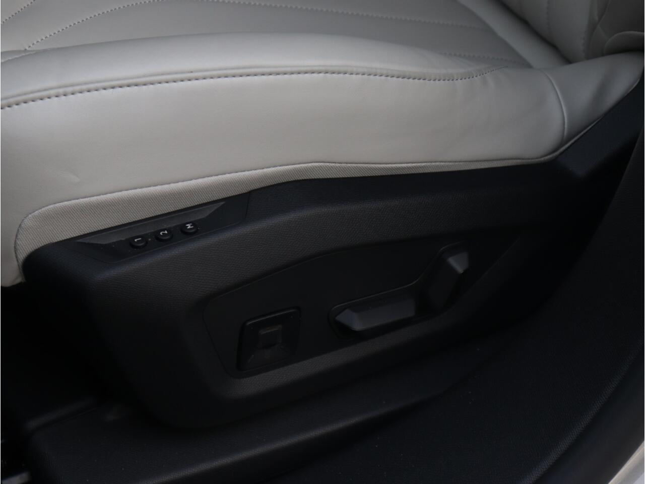 DS No 8 Long Range Pallas 97 kWh | Pack Tech | Trekhaak | Direct Leverba