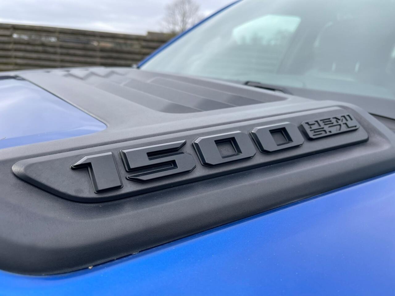 Dodge 1500 RAM 5.7 V8 4X4 SPORT NIGHT! 360CAM STEPS