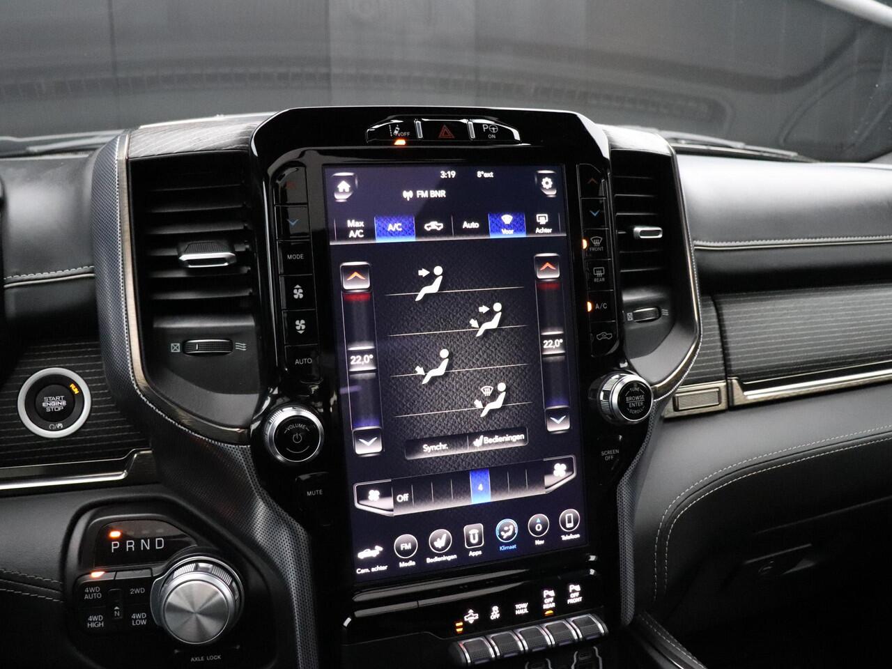 Dodge 1500 Ram 5.7 V8 4x4 Crew Cab Limited | LPG | 12 INCH NAVI | H&K | PANO-DAK | LEDER | STOELVERK. | CRUISE | TREKHAAK | STOEL/STUURVERW. |