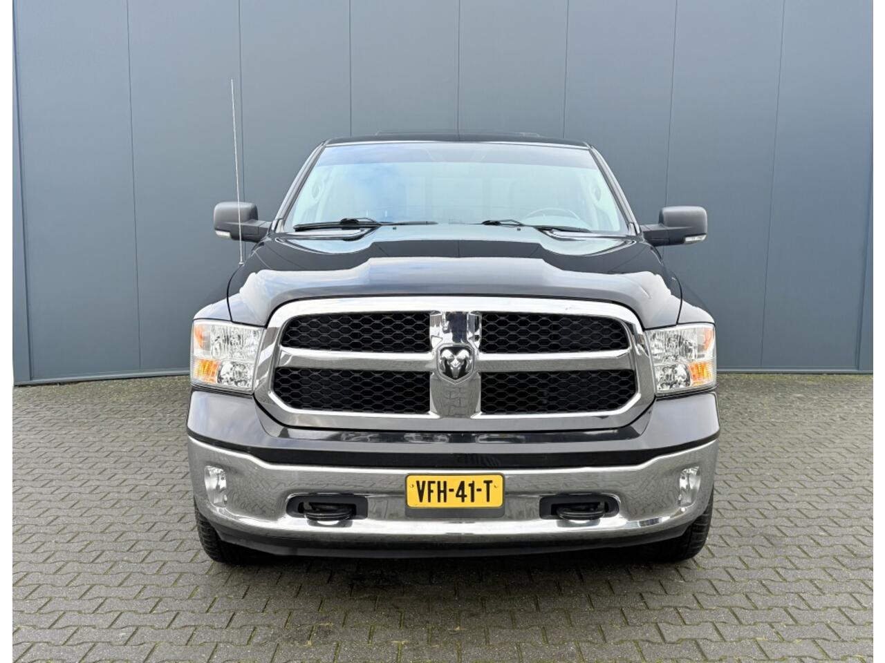 Dodge 1500 RAM Classic HEMI V8 4x4