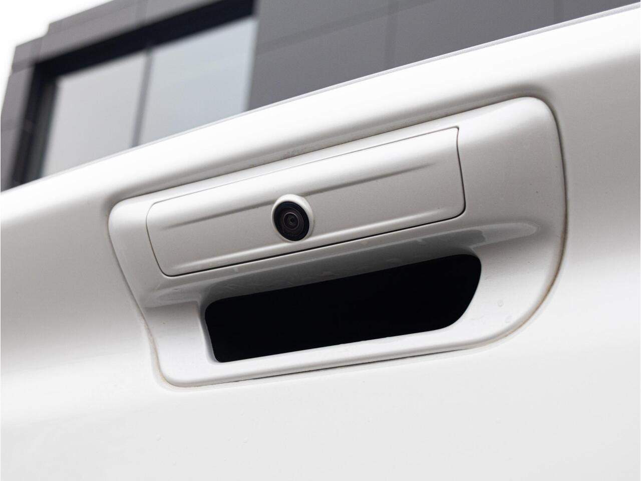 Dodge 1500 Ram 5.7 V8 4x4 Crew Cab Laramie Night | Luchtvering | Elektrische side steps |