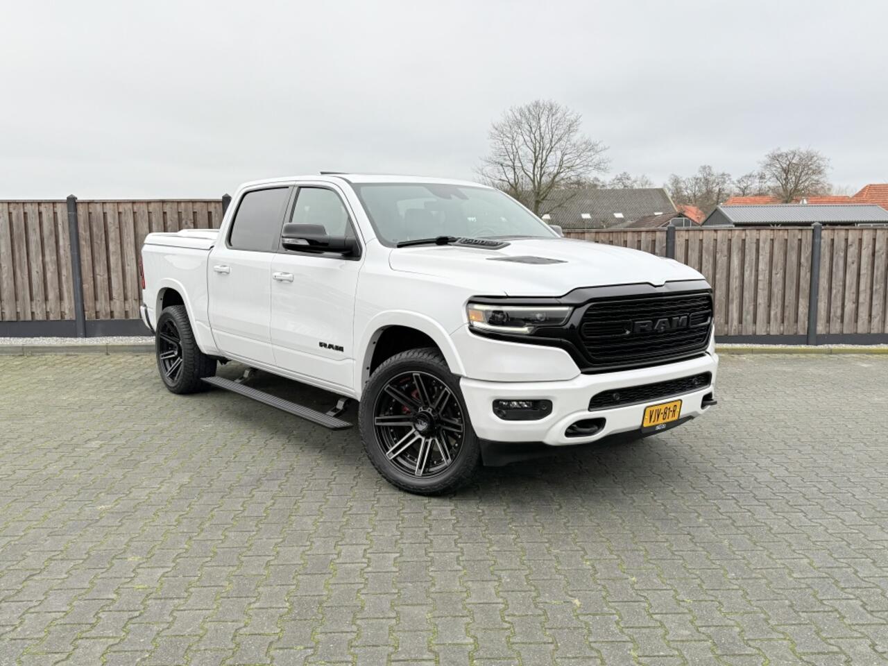 Dodge 1500 RAM 5.7 V8 4x4 HEMI LIMITED HARMAN/KARDON