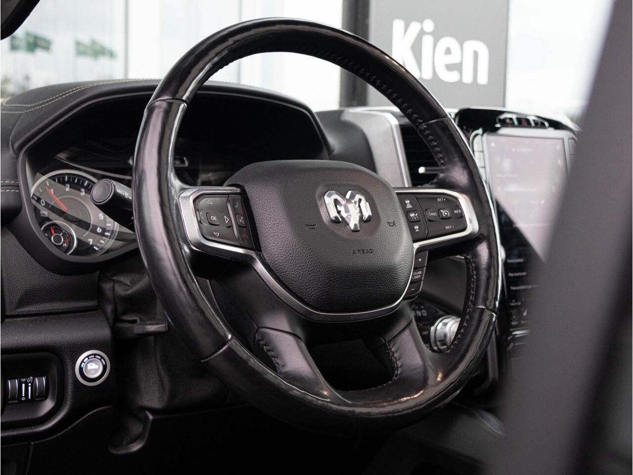 Dodge 1500 Ram 5.7 V8 4x4 Crew Cab Laramie | LPG | Pano-dak | Navi |