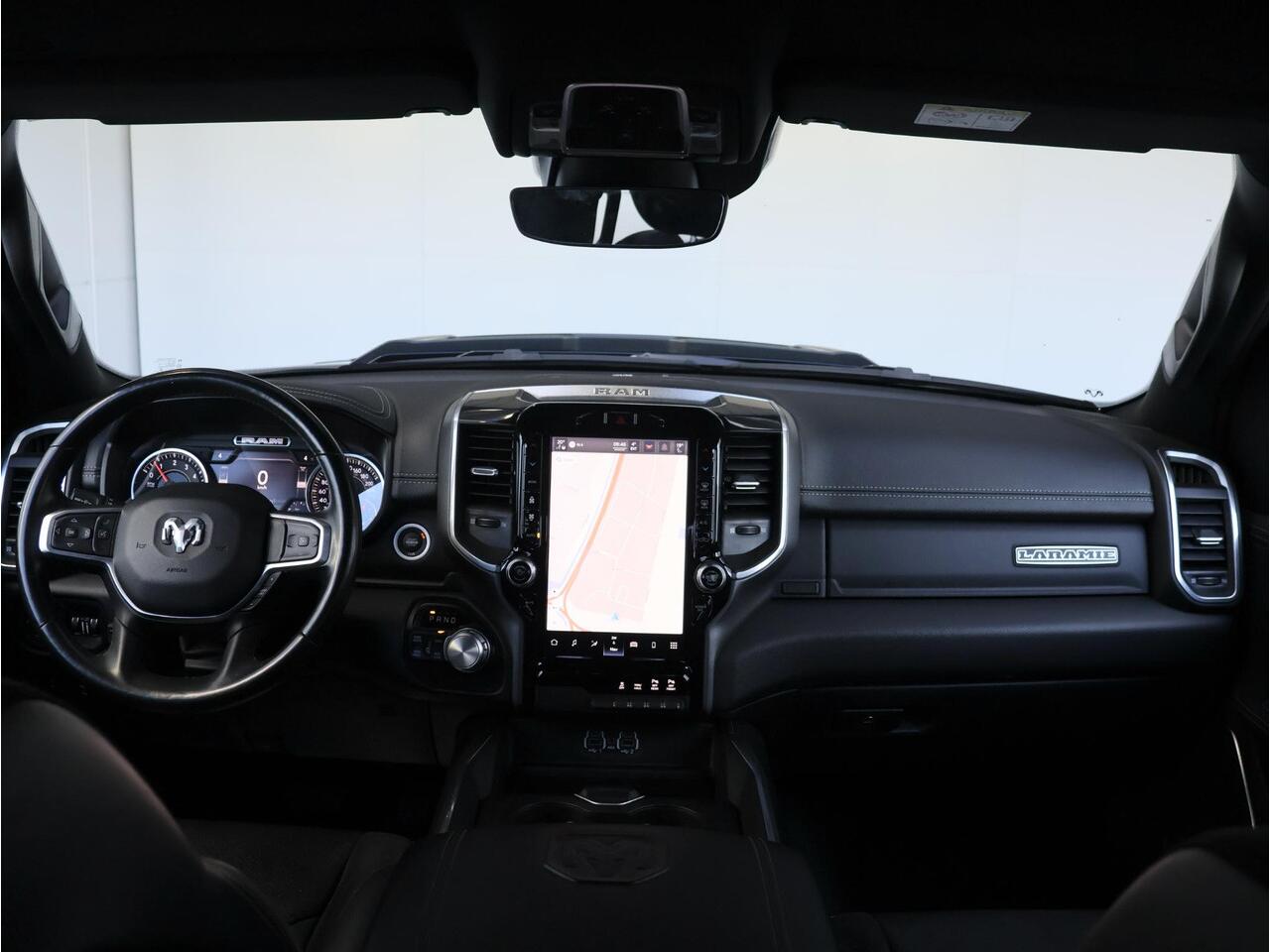 Dodge 1500 Ram 5.7 V8 4x4 Crew Cab Laramie Sport | LPG | Groot navi | Trekhaak |