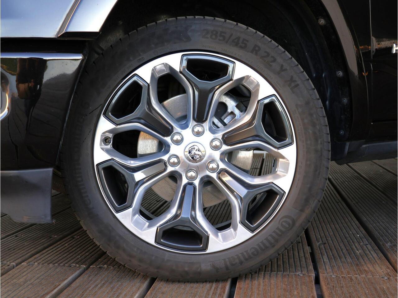 Dodge 1500 Ram 5.7 V8 4x4 Crew Cab Limited | LPG | 360 camera | Pano-dak