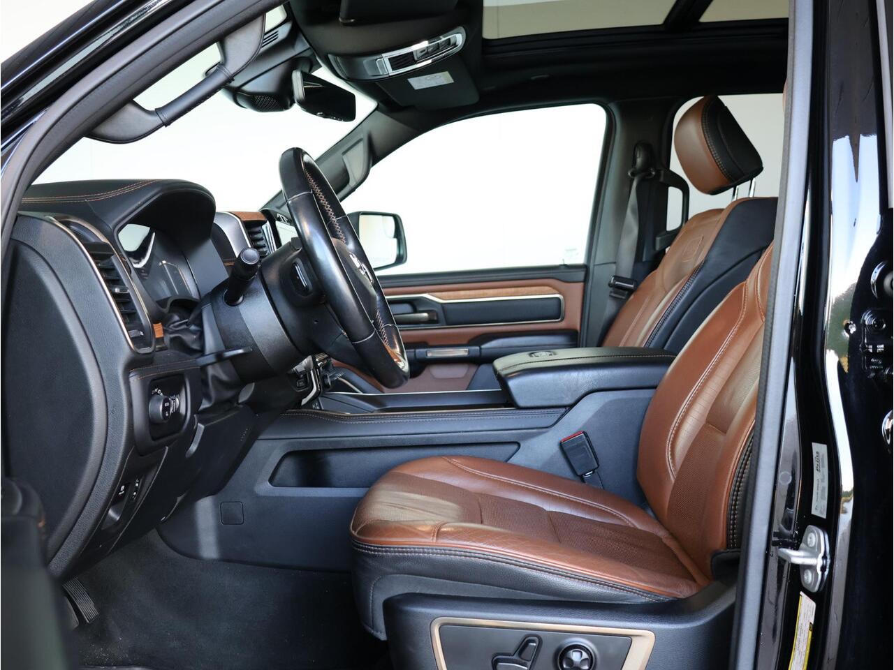 Dodge 1500 Ram 5.7 V8 4x4 Crew Cab Limited | LPG | 360 camera | Pano-dak