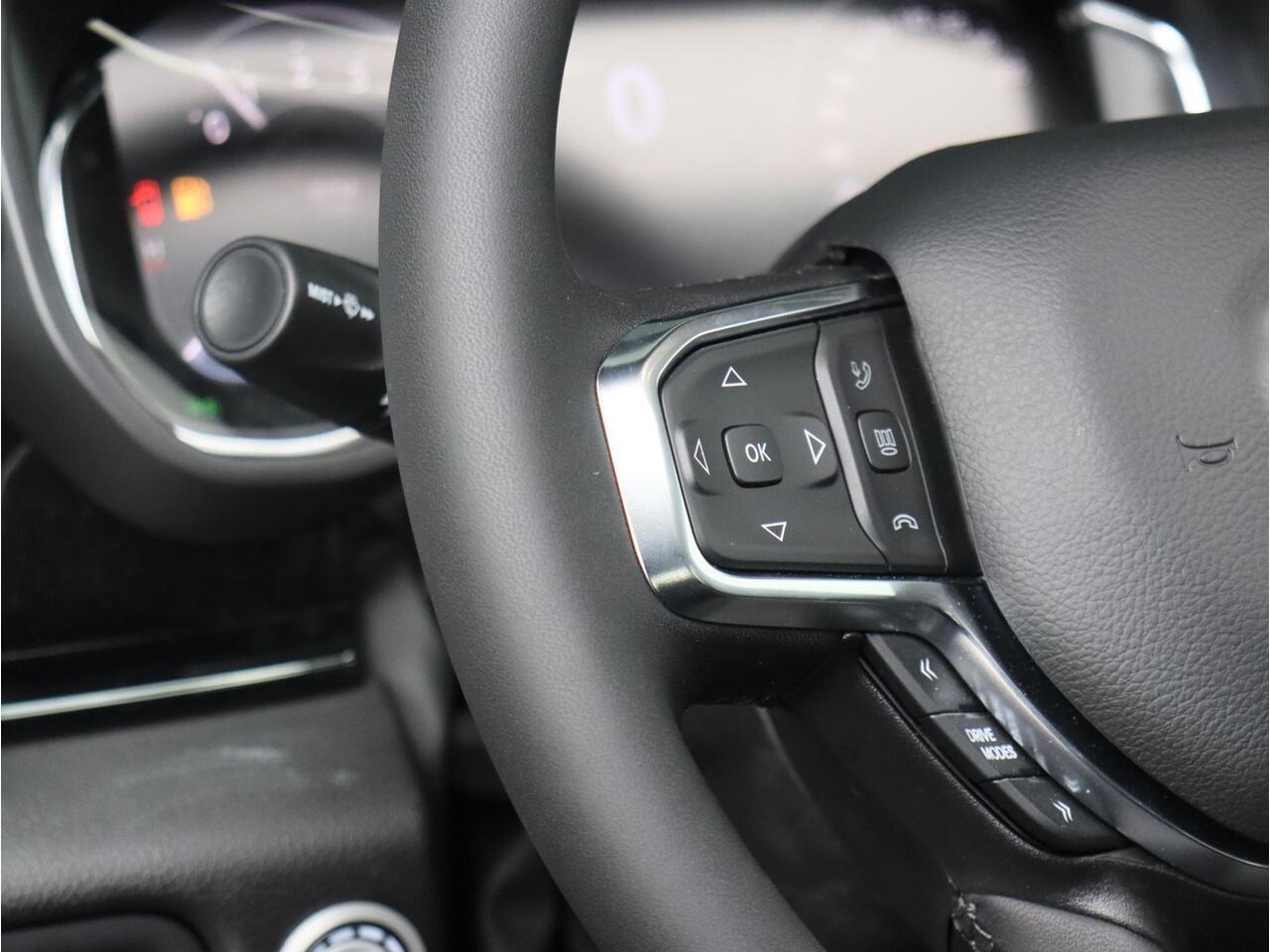 Dodge 1500 Ram 3.0 Hurricane Crew Cab Laramie Night Premium | LPG | Luchtvering | Bijrijders Scherm |