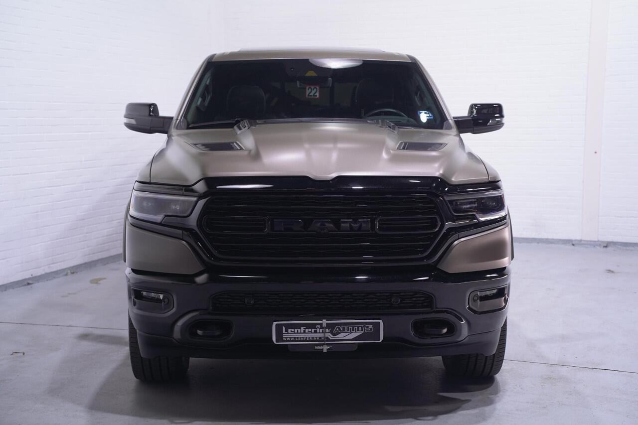 Dodge 1500 Ram 5.7 V8 4x4 Limited Night Luchtvering, 22" LMV 360 Camera, Harman&Kardon, Panoramadak, BPM vrij, 5-Zits