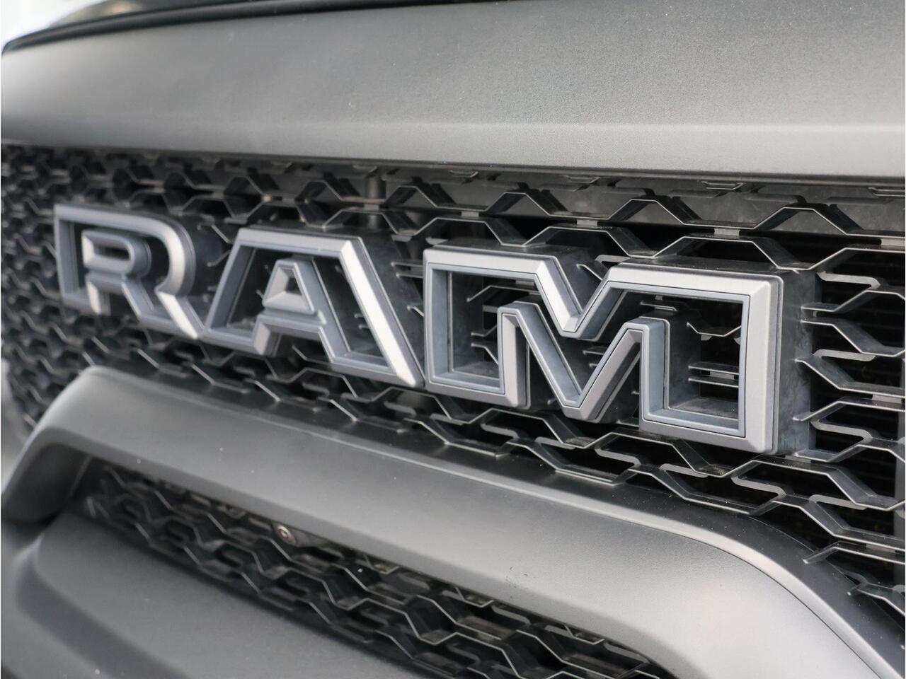 Dodge 1500 Ram 6.2 V8 4x4 Crew Cab TRX | LPG | Pano-dak | Groot Navigatie | Launch Control |