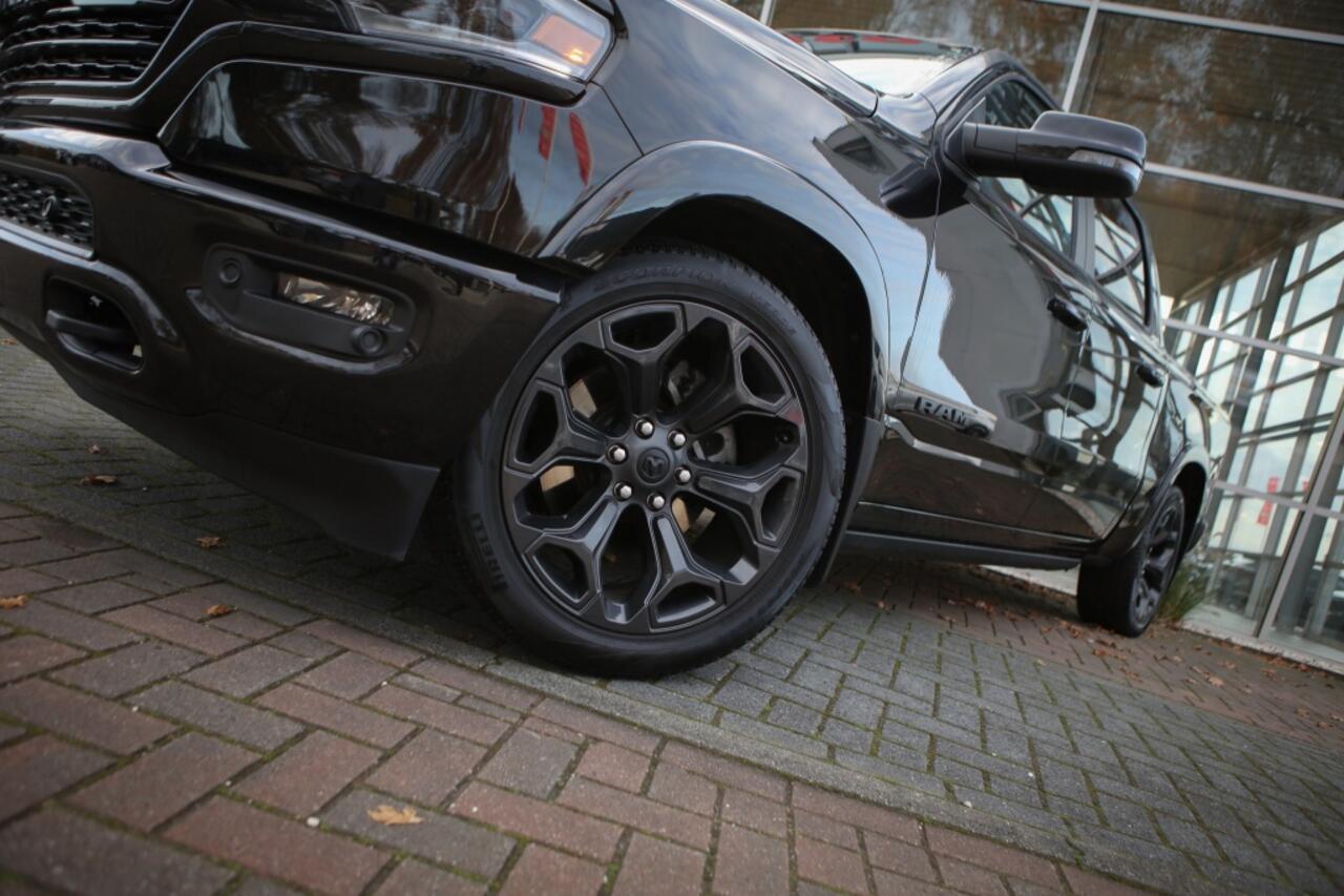 Dodge 1500 Ram 5.7 V8 4x4 CC Limited Night | Pano | stoelverkoeling/verwarming