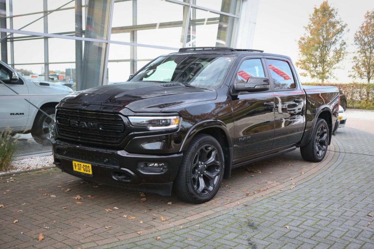 Dodge 1500 Ram 5.7 V8 4x4 CC Limited Night | Pano | stoelverkoeling/verwarming