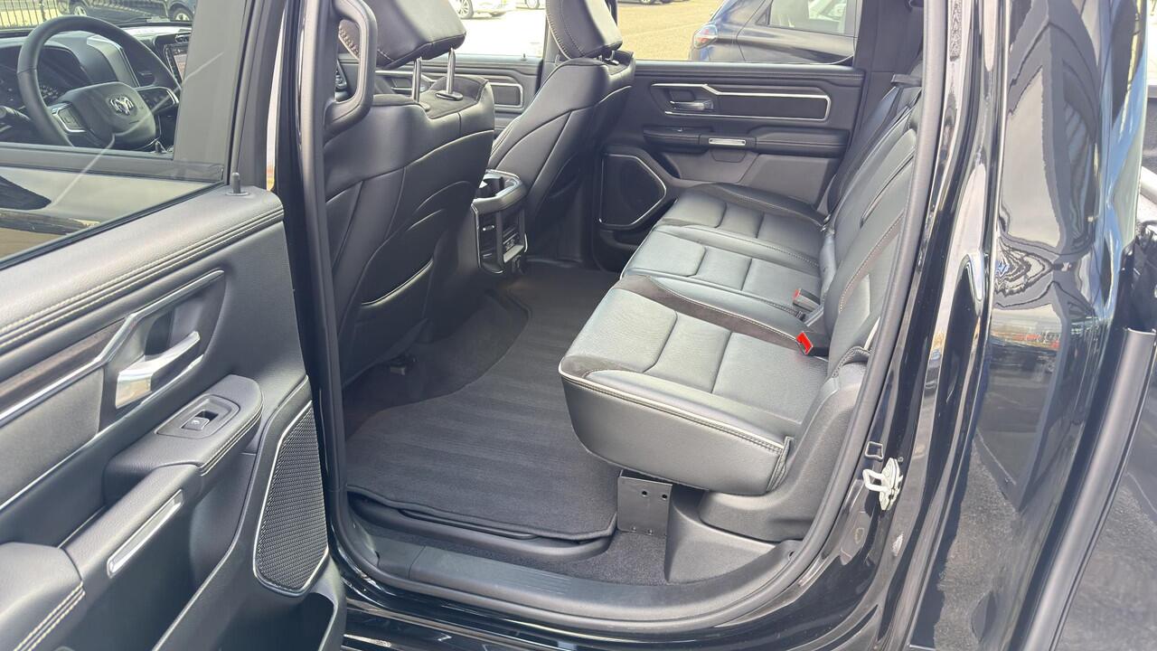 Dodge 1500 Ram 3.0 V6 Hurricane 4x4 Crew Cab Laramie