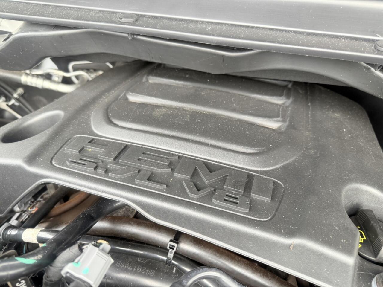 Dodge RAM PICKUP 5.7 HEMI V8 LARAMIE 4X4 22" TUFF WHEELS