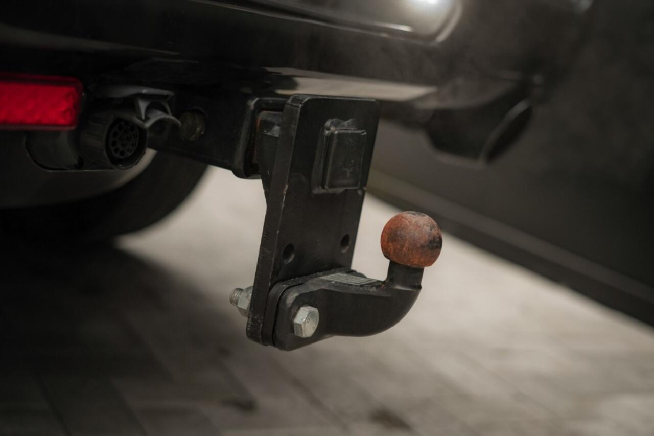 Dodge RAM PICKUP 4X4 Limitid Night