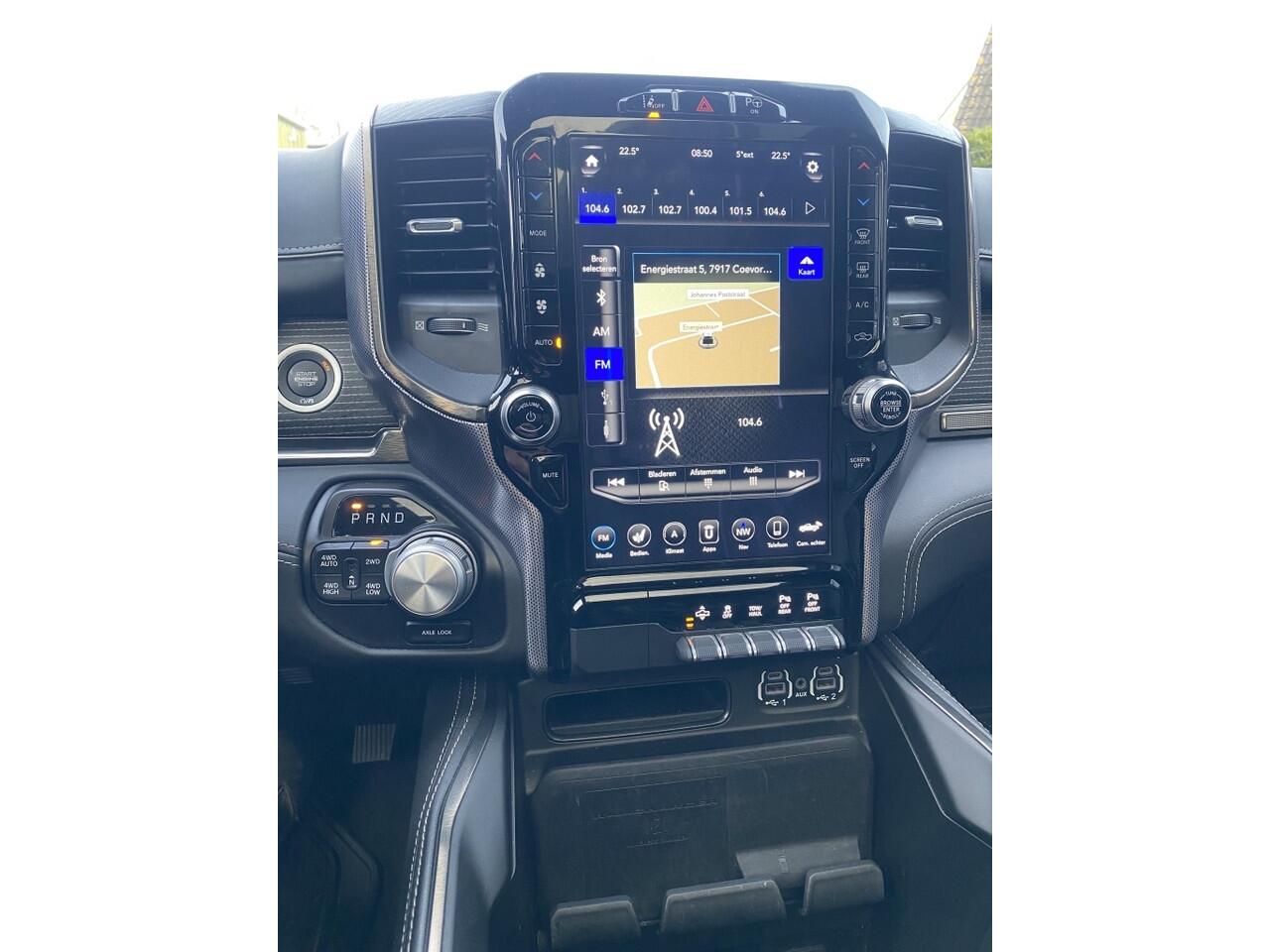 Dodge RAM PICKUP 5.7 V8 4x4 Limited Gr-Scherm L-Veering
