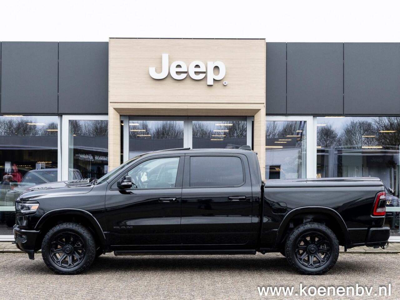 Dodge RAM PICKUP 5.7i V8 4x4 Aut. Limited LPG / PANO / LUCHTVERING / GRIJS KENTEK