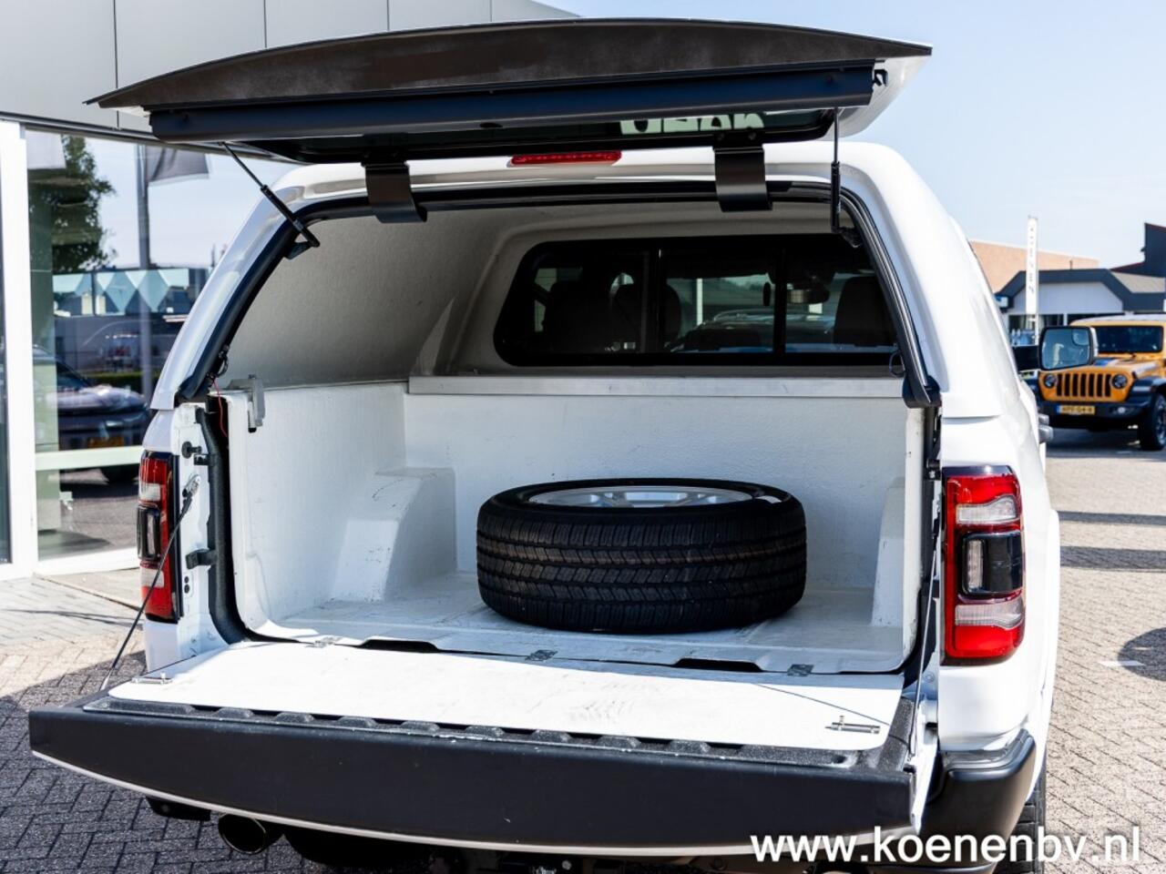 Dodge RAM PICKUP Crew Cab Built To Serve/ HUIF/ Dubbele LPG/