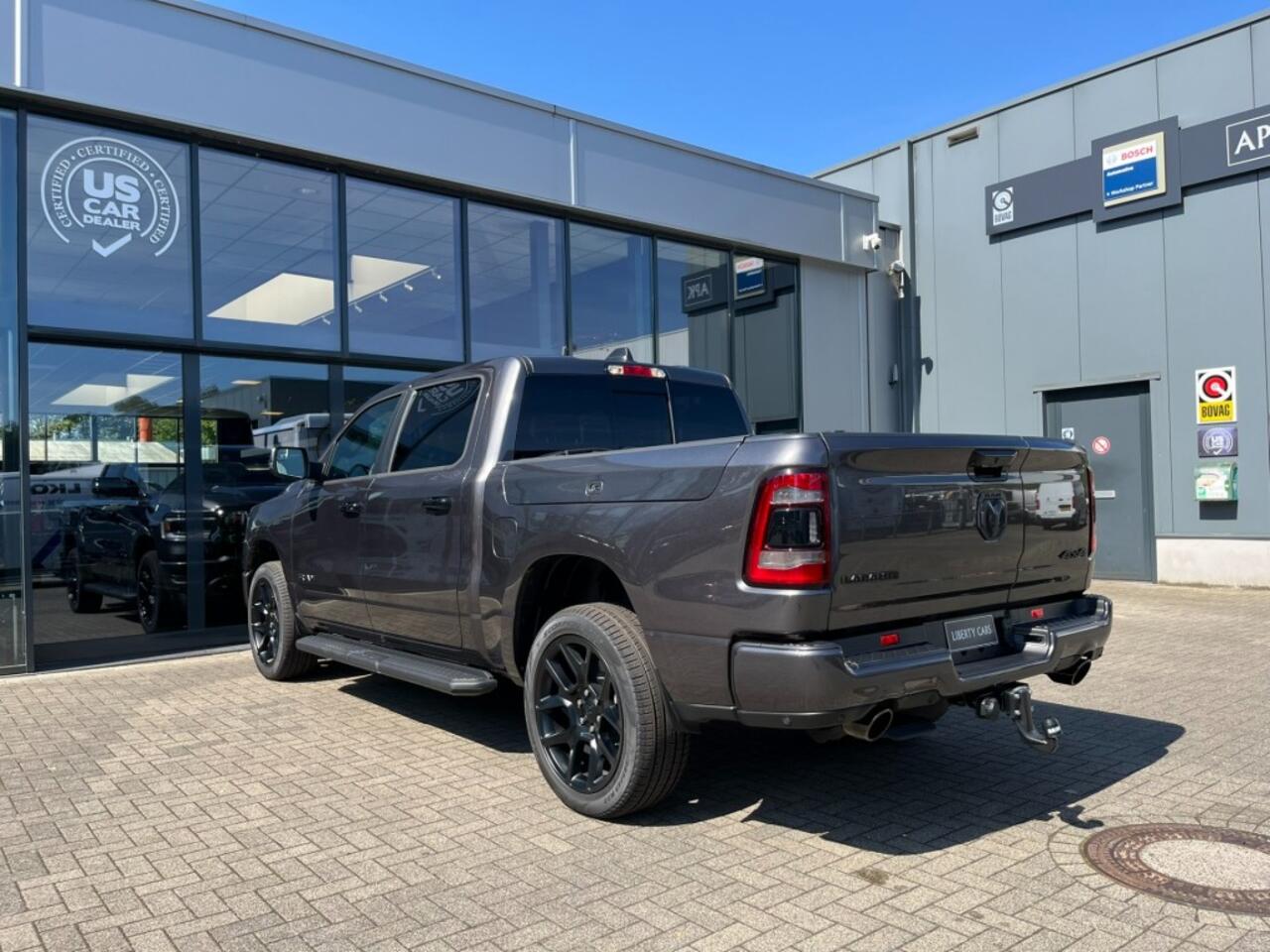 Dodge RAM PICKUP NIEUW 5.7 Hemi 4x4 Laramie Luchtvering Multifunctional tailgat