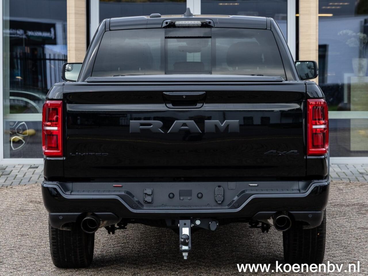 Dodge RAM PICKUP Limited Night MY25 540pk LPG Bakflip SUPERAKTIE!!