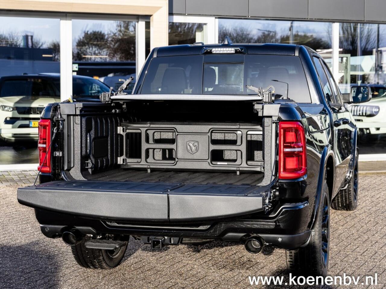 Dodge RAM PICKUP Limited Night MY25 540pk LPG MF Multi Function Tailgate Bakflip SUPERAKTIE!!