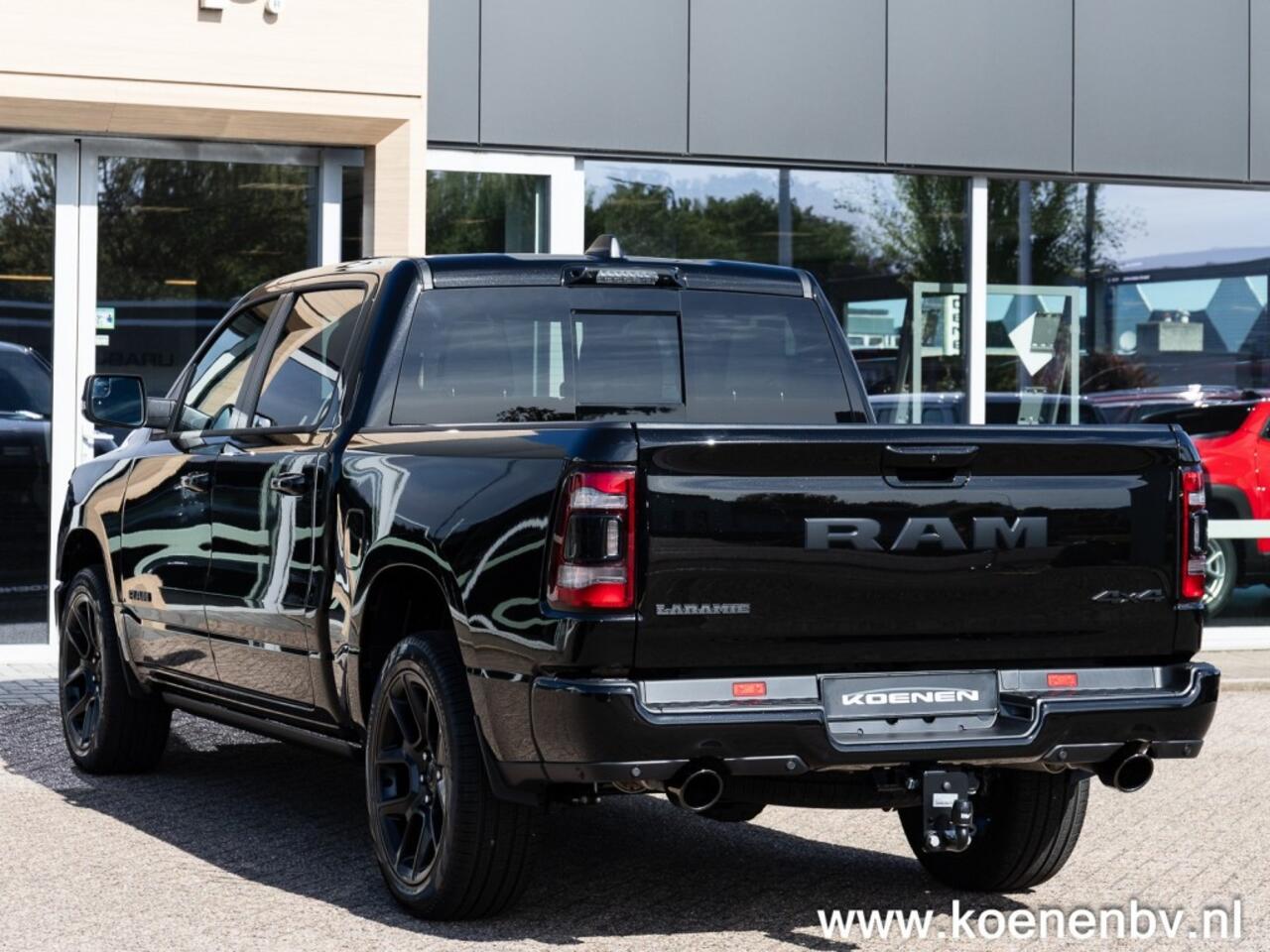Dodge RAM PICKUP 5.7 V8 4x4 Aut. Laramie Sport Automaat LPG G3/ PANO/ LEER/ LPG/NIGHT