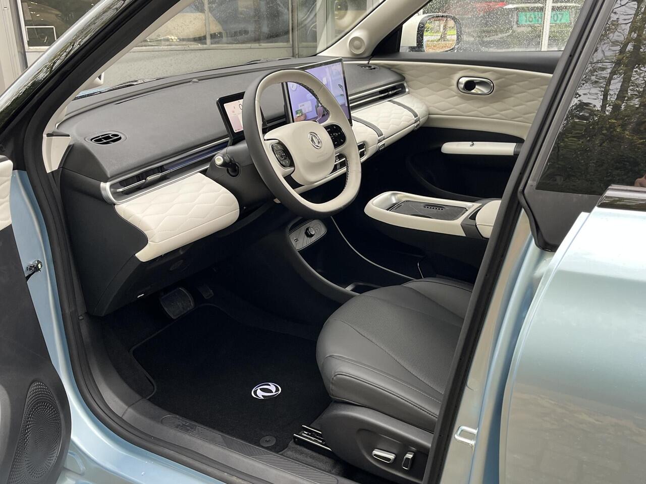 Dongfeng Box Premium Edition | 360° Camera | Adaptieve Cruise Control | Elektrisch Verstelbare Bestuurdersstoel + Geheugen | Stoelverwarming Bestuurder | Stoelventilatie Bestuurder | Apple Carplay | Android Auto | Sfeerverlichting | Elektrisch Inklapbare Buitenspiegel