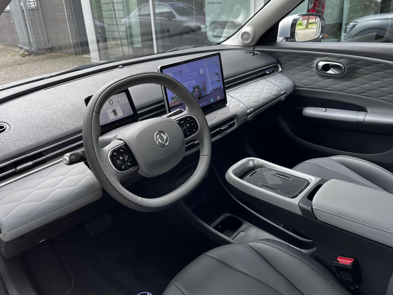 Dongfeng Box Premium Edition | 360° Camera | Adaptieve Cruise Control | Elektrisch Verstelbare Bestuurdersstoel + Geheugen | Stoelverwarming Bestuurder | Stoelventilatie Bestuurder | Apple Carplay | Android Auto | Sfeerverlichting | Elektrisch Inklapbare Buitenspiegel
