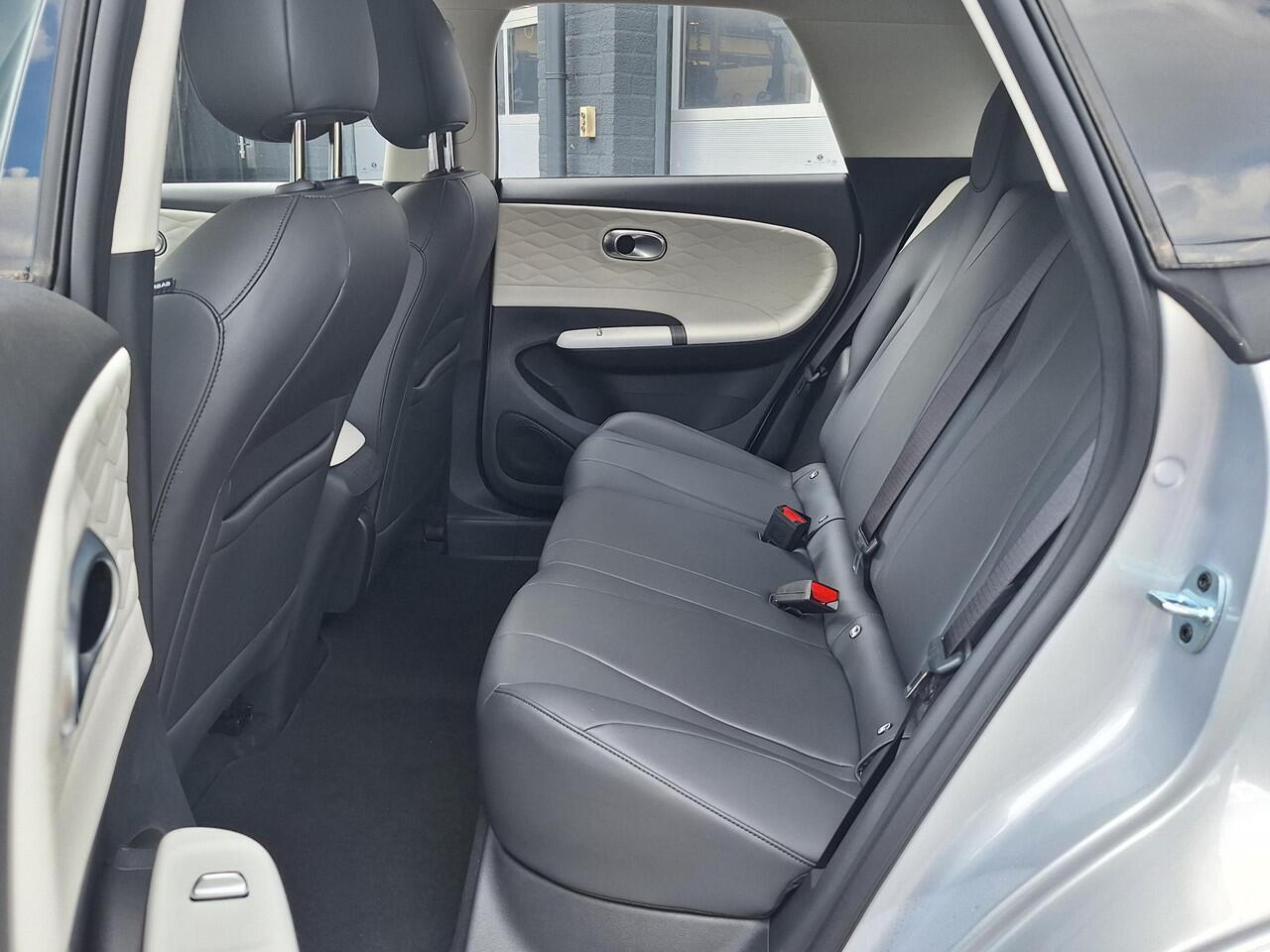 Dongfeng Box Premium Edition 42 kWh | 360° camera | Adaptieve cruise control | Smartphone integratie | LED verlichting | Bestuurdersstoel verwarming + ventilatie | Keyless entry