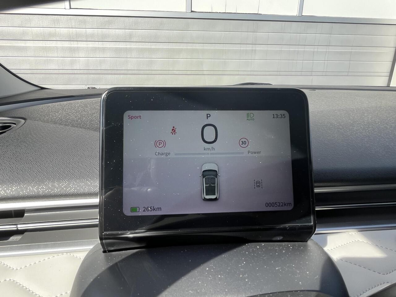 Dongfeng Box Launch Edition | 360° Camera | Adaptieve Cruise Control | Elektrisch Verstelbare Bestuurdersstoel + Geheugen | Stoelverwarming Bestuurder | Stoelventilatie Bestuurder | Apple Carplay | Android Auto | Sfeerverlichting | Elektrisch Inklapbare Buitenspiegels