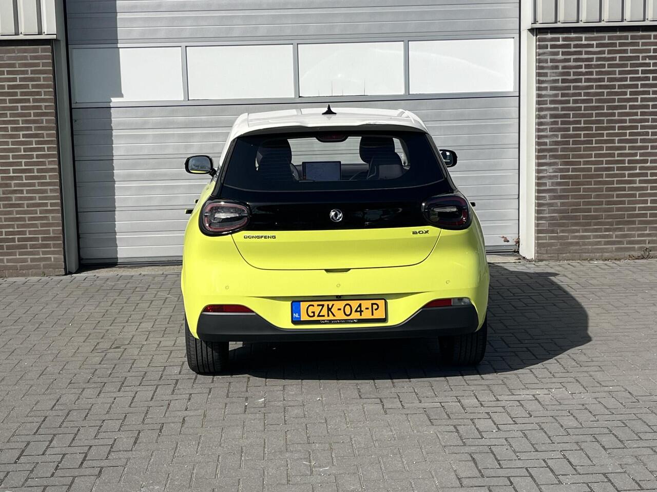 Dongfeng Box Launch Edition | 360° Camera | Adaptieve Cruise Control | Elektrisch Verstelbare Bestuurdersstoel + Geheugen | Stoelverwarming Bestuurder | Stoelventilatie Bestuurder | Apple Carplay | Android Auto | Sfeerverlichting | Elektrisch Inklapbare Buitenspiegels