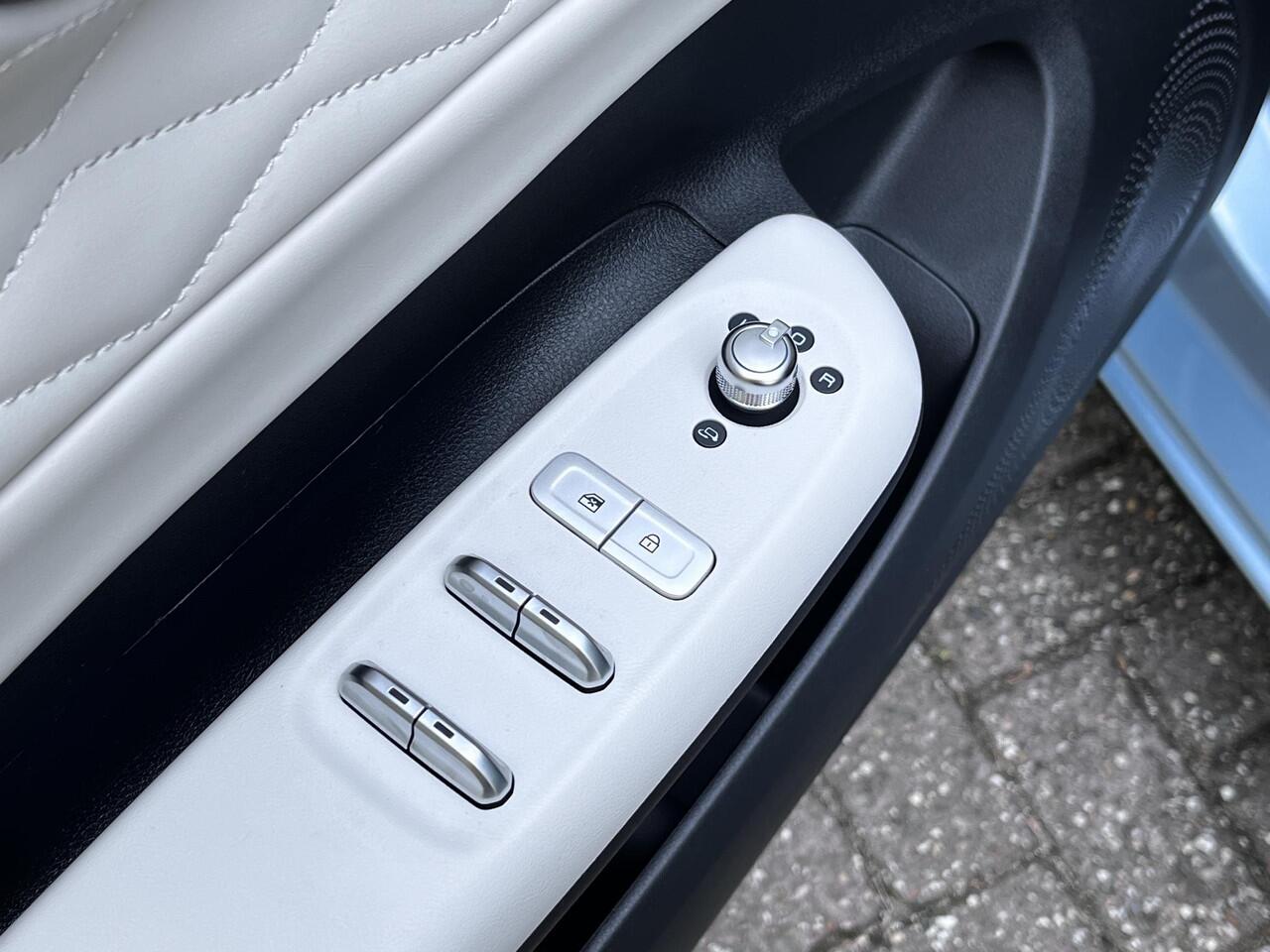 Dongfeng Box Launch Edition | 360° Camera | Adaptieve Cruise Control | Elektrisch Verstelbare Bestuurdersstoel + Geheugen | Stoelverwarming Bestuurder | Stoelventilatie Bestuurder | Apple Carplay | Android Auto | Sfeerverlichting | Elektrisch Inklapbare Buitenspiegels
