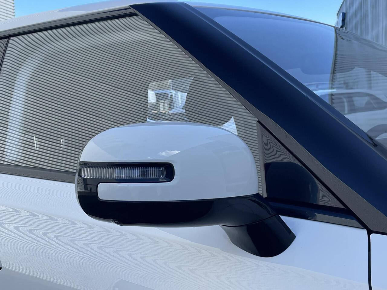Dongfeng Box Launch Edition | 360° Camera | Adaptieve Cruise Control | Elektrisch Verstelbare Bestuurdersstoel + Geheugen | Stoelverwarming Bestuurder | Stoelventilatie Bestuurder | Apple Carplay | Android Auto | Sfeerverlichting | Elektrisch Inklapbare Buitenspiegels