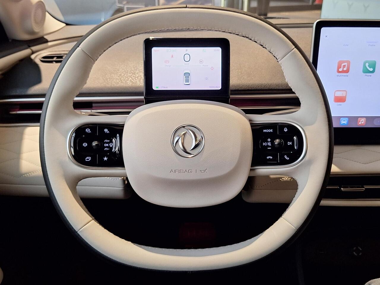 Dongfeng Box Premium Edition 42 kWh | 360° camera | Adaptieve cruise control | Smartphone integratie | LED verlichting | Bestuurdersstoel verwarming + ventilatie | Keyless entry
