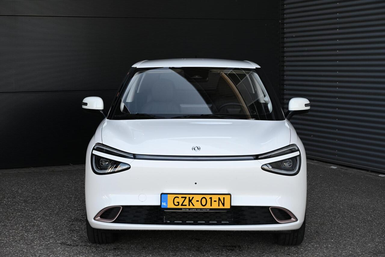 Dongfeng Box Launch Edition | 360° Camera | Adaptieve Cruise Control | Elektrisch Verstelbare Bestuurdersstoel + Geheugen | Stoelverwarming Bestuurder | Stoelventilatie Bestuurder | Apple Carplay | Android Auto | Sfeerverlichting | Elektrisch Inklapbare Buitenspiegels