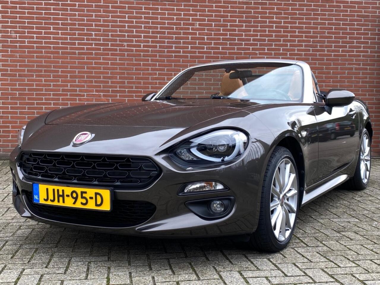 Fiat 124 1.4 M-AIR T LUSSO AUTOMAAT CARPLAY XENON LEER KEYLESS CRUISE