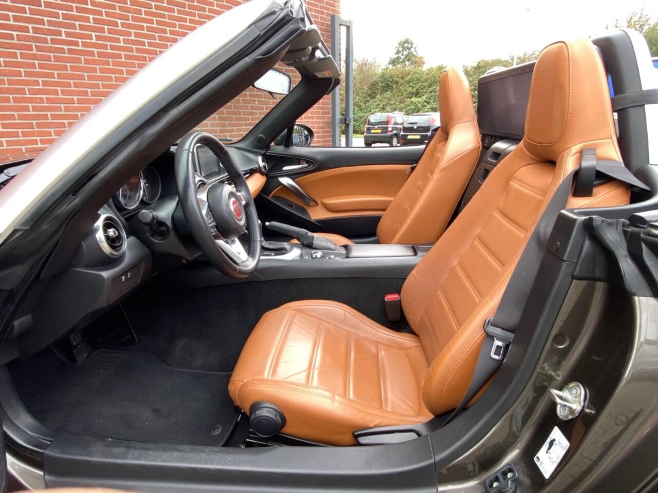 Fiat 124 1.4 M-AIR T LUSSO AUTOMAAT CARPLAY XENON LEER KEYLESS CRUISE