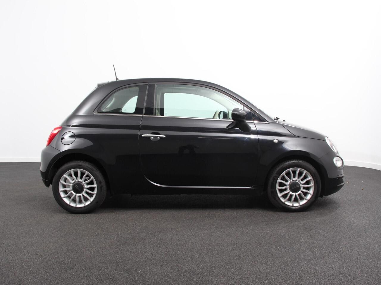 Fiat 500 1.2 Lounge | Navigatie | Lederen Interieur | Climate Control | Panoramadak | Parkeer sensoren